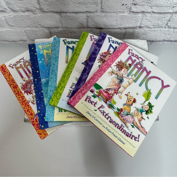 Fancy Nancy Set of 6 Books - Picture 13 of 14